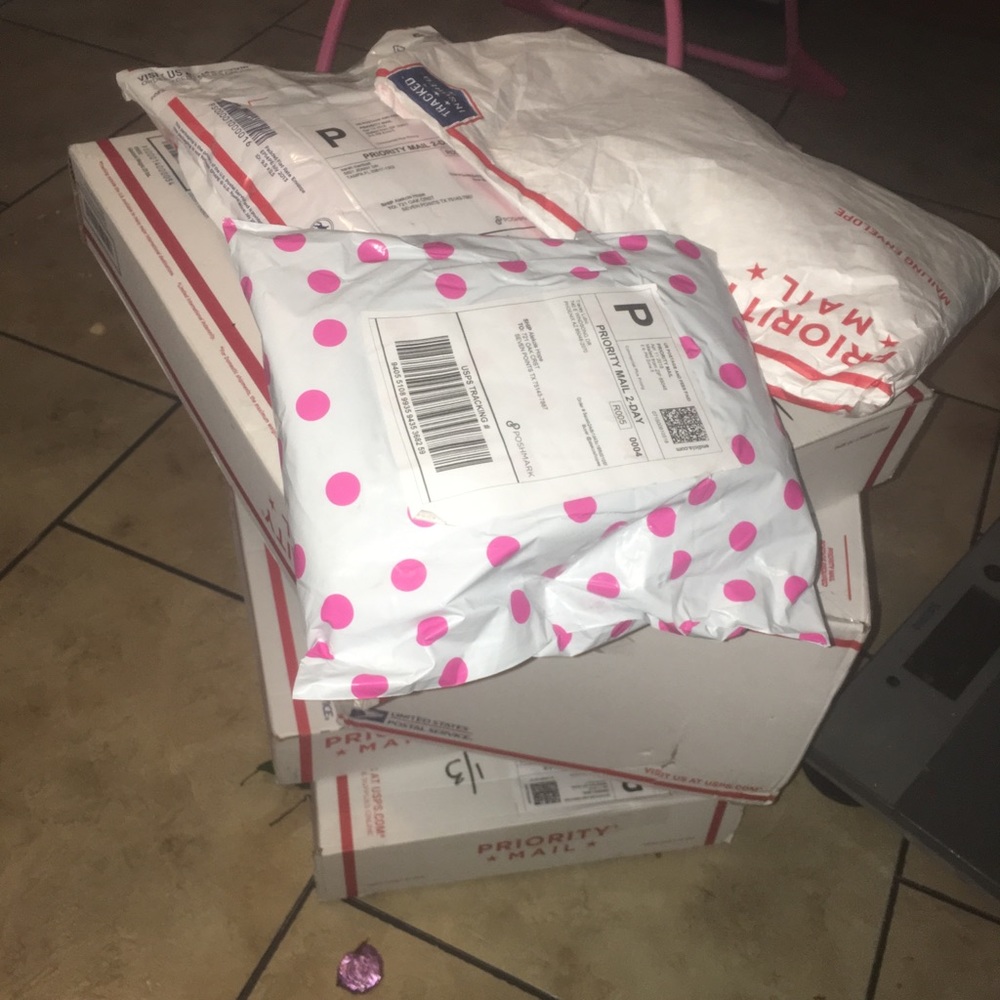 Good day👋🏽😘